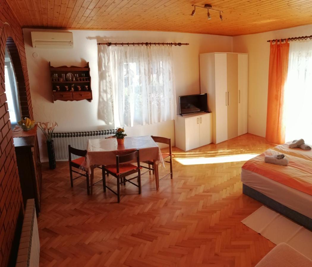 Apartmani Darko Rovinj Bagian luar foto