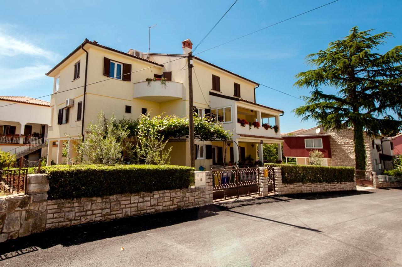 Apartmani Darko Rovinj Bagian luar foto