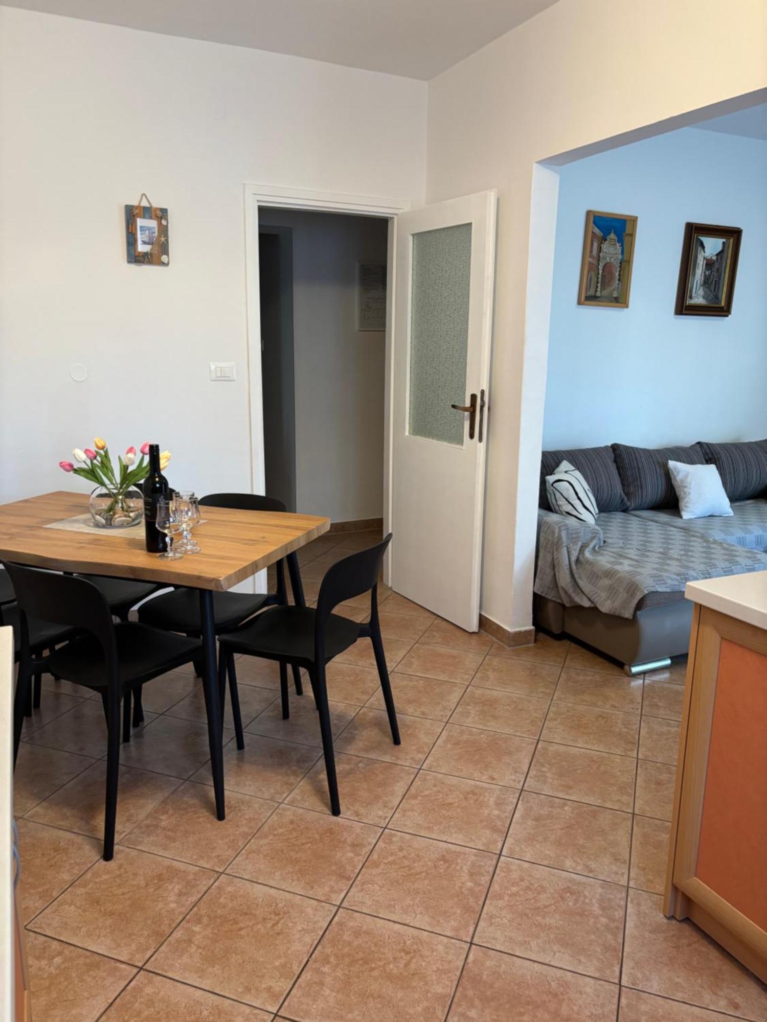 Apartmani Darko Rovinj Bagian luar foto